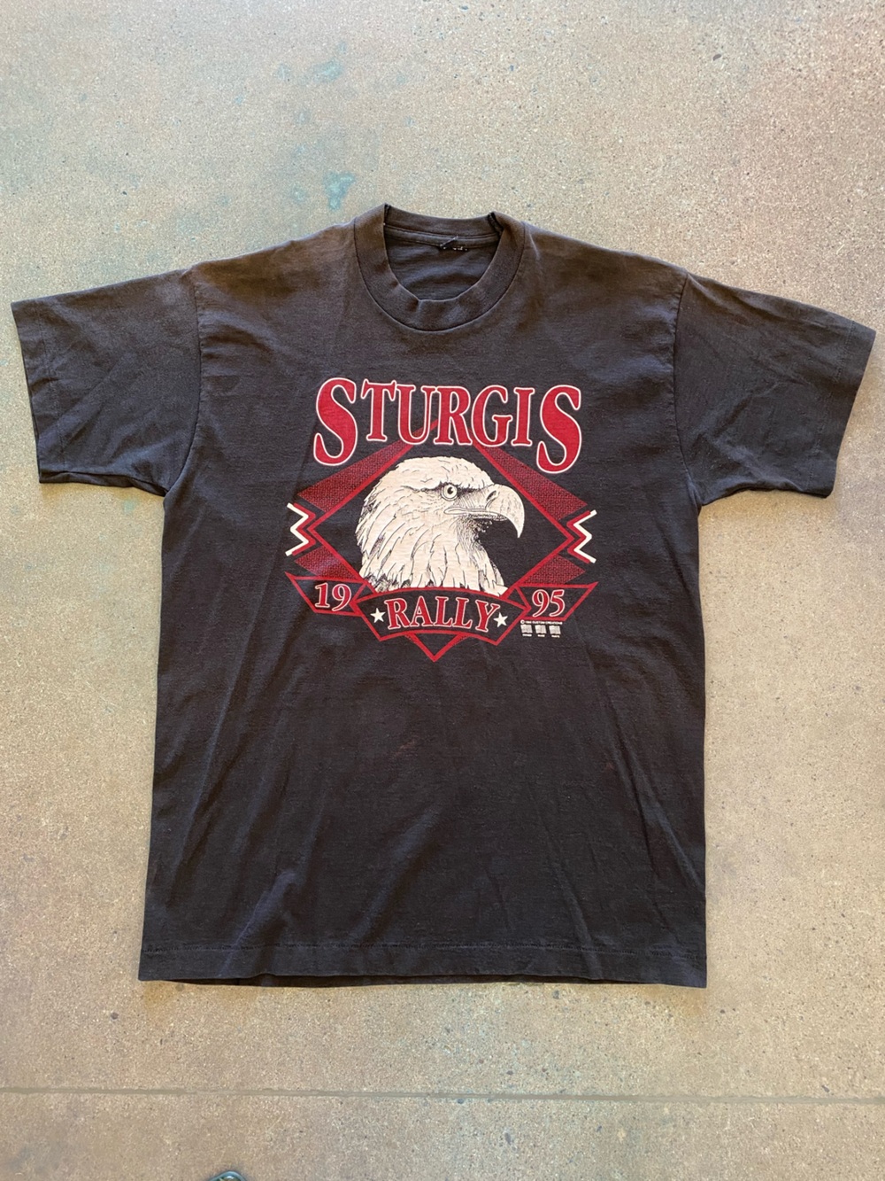 Vintage 1995 Sturgis Biker Motorcycle Black Hills Rally Graphic Tee